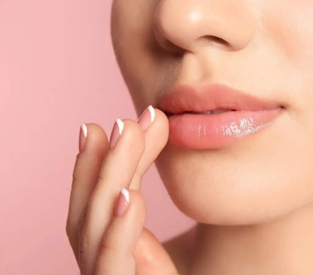 Cursos Profissionalizantes Presencial ou On-line na Faculdade Eleven - Curso de Micropigmentação Labial