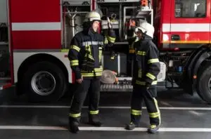 Cursos Profissionalizantes Presencial ou On-line na Faculdade Eleven - Curso de Bombeiro Civil
