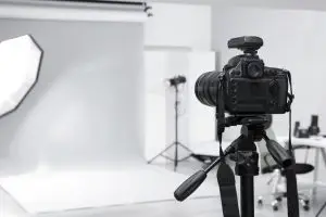 Curso Profisionalizantes!! Aulas 100% práticas em uma Instituição Credenciada no MEC. Atendimento a modelos reais. Matricule-se na Faculdade Eleven!