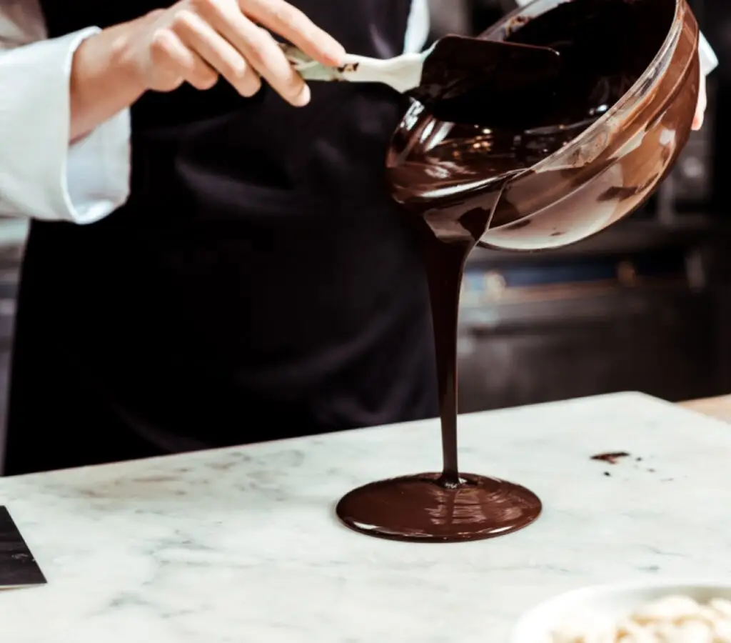 Cursos Profissionalizantes Presencial ou On-line na Faculdade Eleven - Curso de Chocolateria e Doces Finos