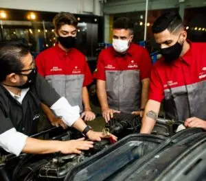 Cursos Profissionalizantes Presencial ou On-line na Faculdade Eleven - Curso de Mecânica Automotiva