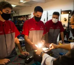 Cursos Profissionalizantes Presencial ou On-line na Faculdade Eleven - Curso de Injeção Eletrônica
