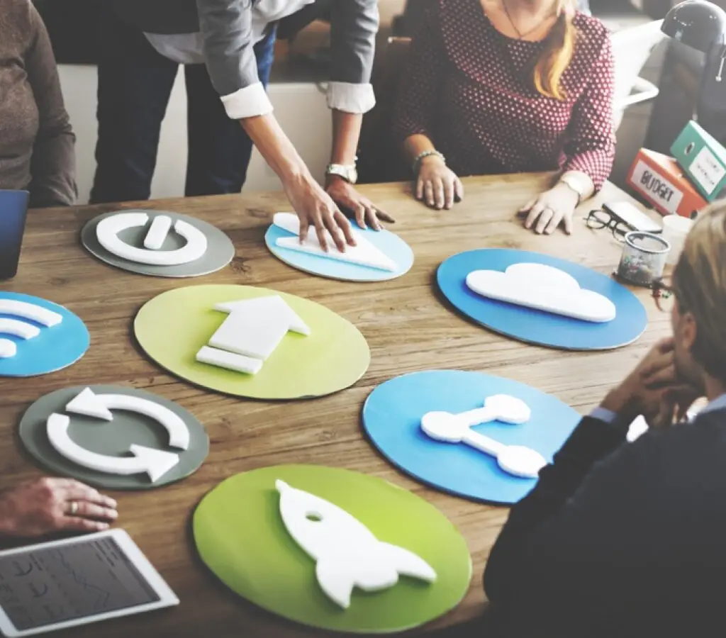 Cursos Profissionalizantes Presencial ou On-line na Faculdade Eleven - Curso de Marketing Digital