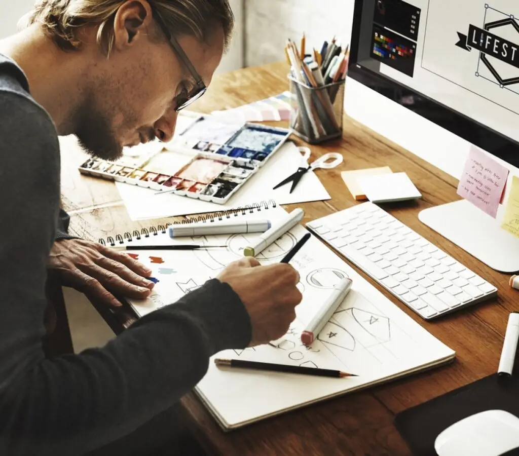 Cursos Profissionalizantes Presencial ou On-line na Faculdade Eleven - Curso de Corel Draw
