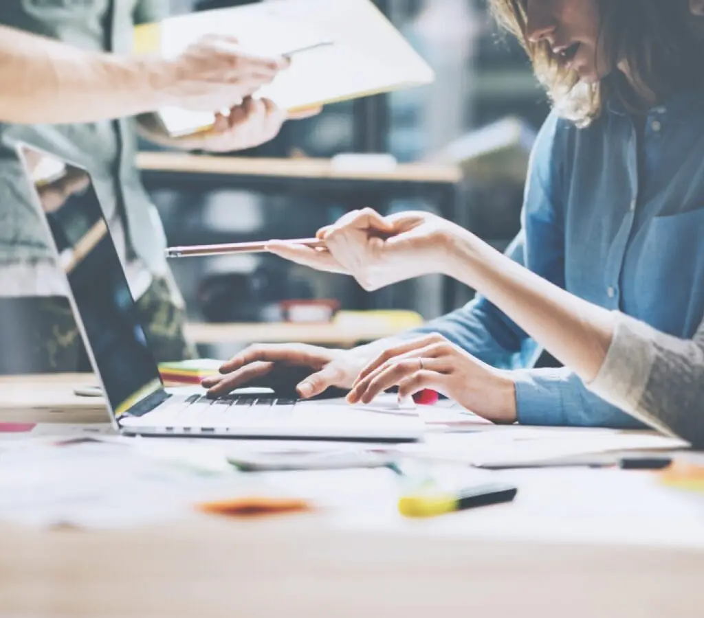 Cursos Profissionalizantes Presencial ou On-line na Faculdade Eleven - Curso de Facebook Ads