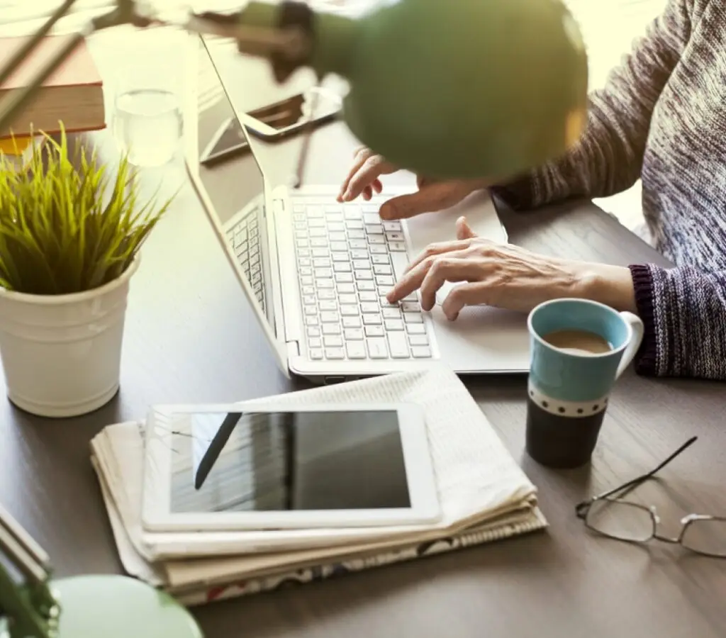Cursos Profissionalizantes Presencial ou On-line na Faculdade Eleven - Curso de Indesign